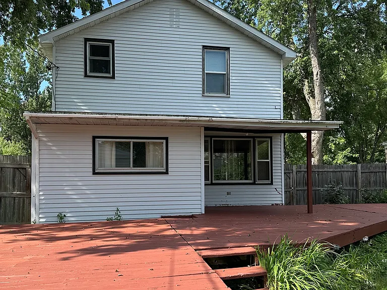 605 Fountain St — Photo 24