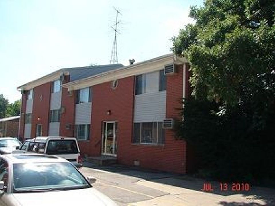 2nd image of 642 S Dodge St APT 3