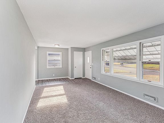 3rd image of 1063 109th Ave NW