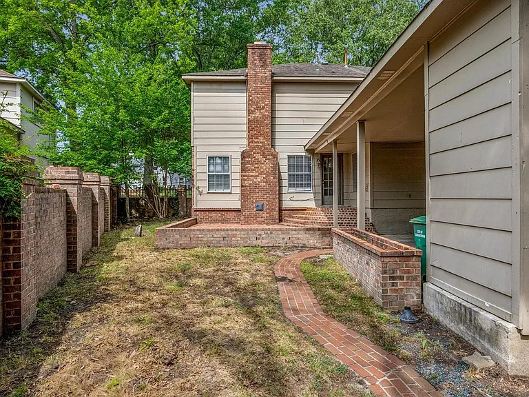 2232 Burfordi Ln — Photo 30