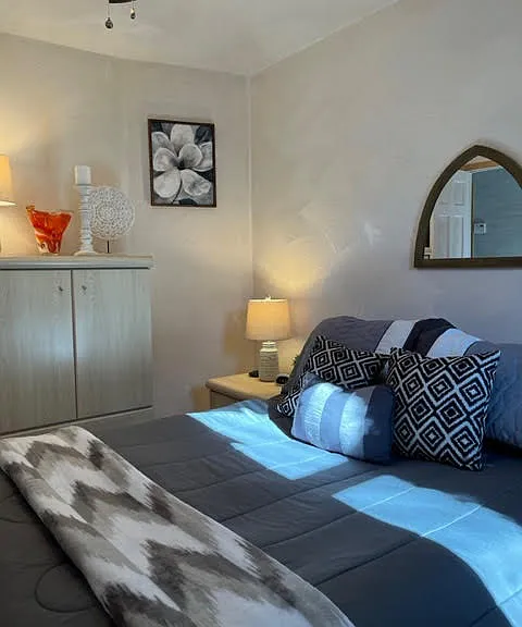 16 Donovan Dr — Photo 2
