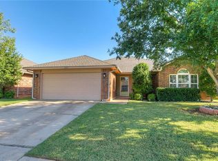 2045 Echo Rdg, Edmond, OK 73012