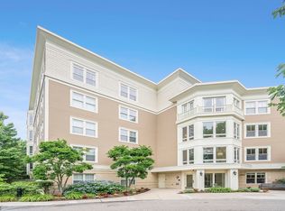 2 Saint Paul St APT 503, Brookline, MA 02446