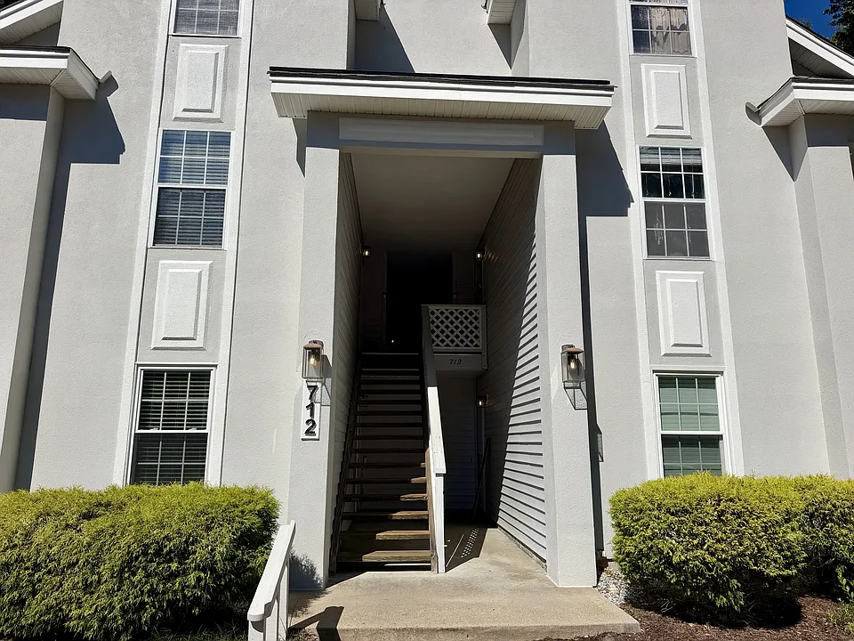 712 Inlet Quay #1-H