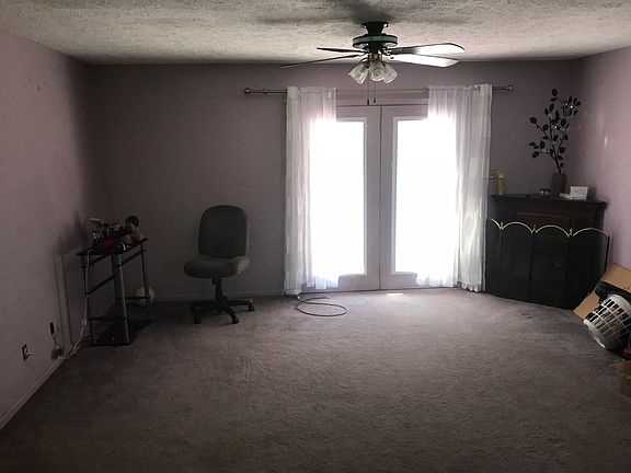 4th image of 119 Mulberry Ave