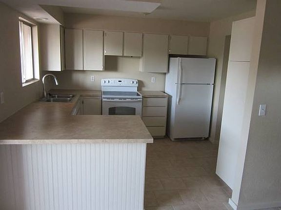 5th image of 1125 N Buchanan St APT A