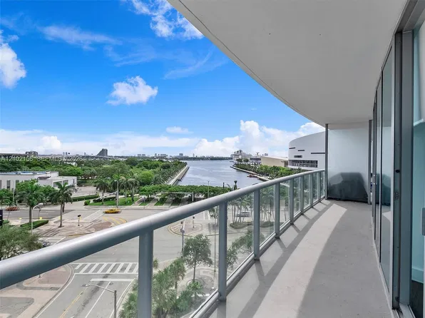 888 Biscayne Blvd APT 612, Miami, FL 33132