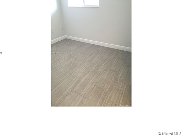 3rd image of 102 SE 6th Ave #307