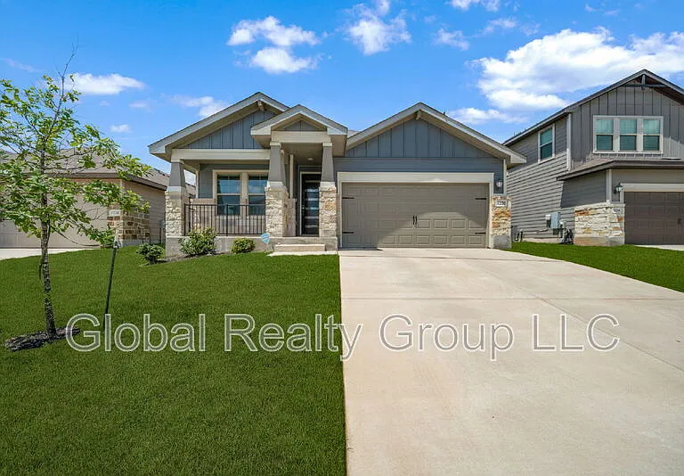 1220 Ella Xing — Photo 1