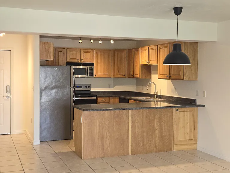 1230 E Privet Dr #4-425 — Photo 3