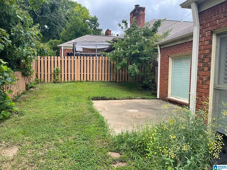 641 Rockhurst Dr — Photo 8