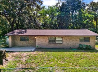 1777 County Road 428, Lake Panasoffkee, FL 33538