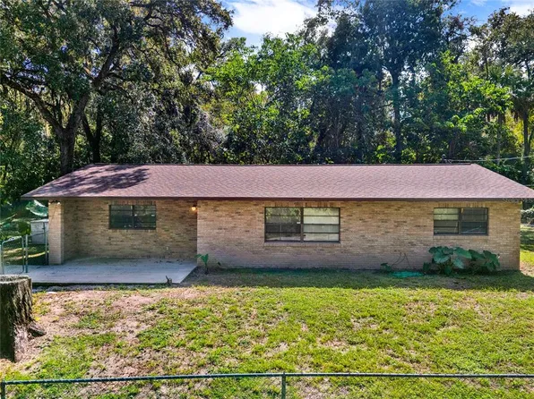 1777 County Road 428, Lake Panasoffkee, FL 33538