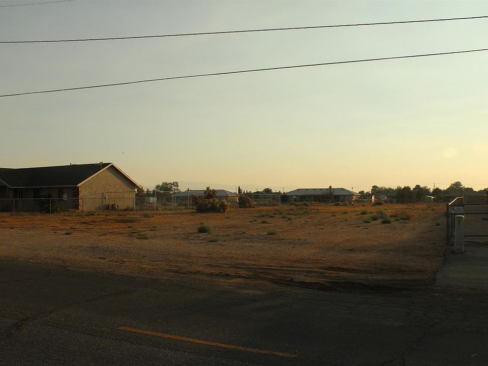 2nd image of Wichita Rd