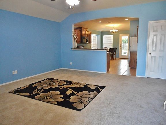 4th image of 1124 Trinidad Dr