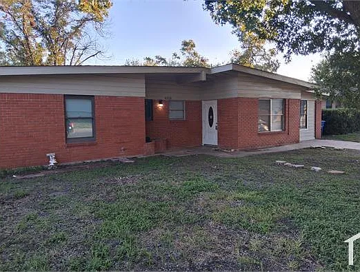 4518 Bernadine Dr