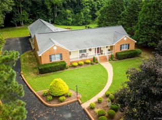 8300 Powhickery Dr, Mechanicsville, VA 23116