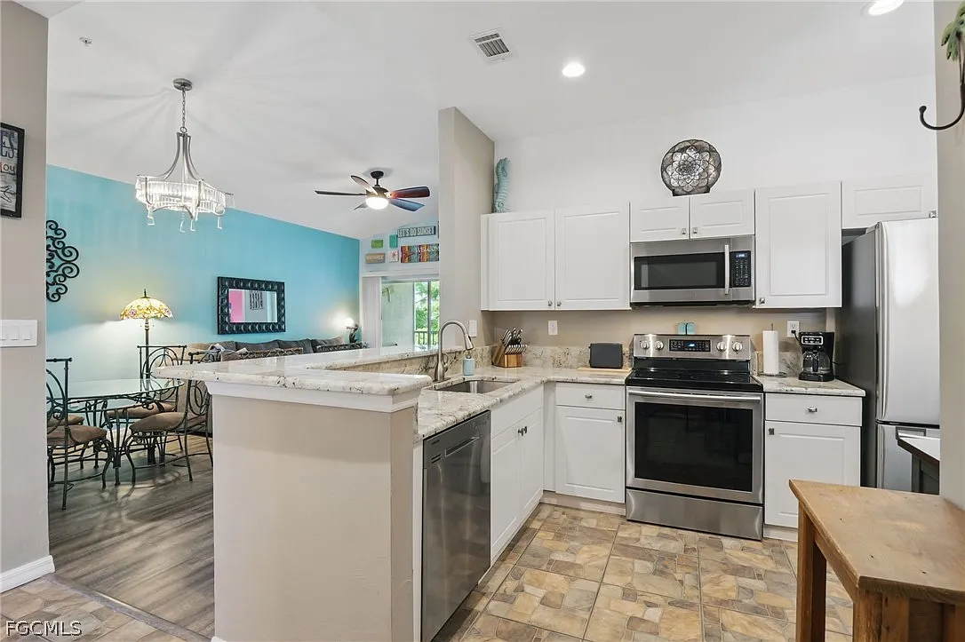 3 bed, 2.0 bath, 1043 sqft, $1,400 — Photo 1