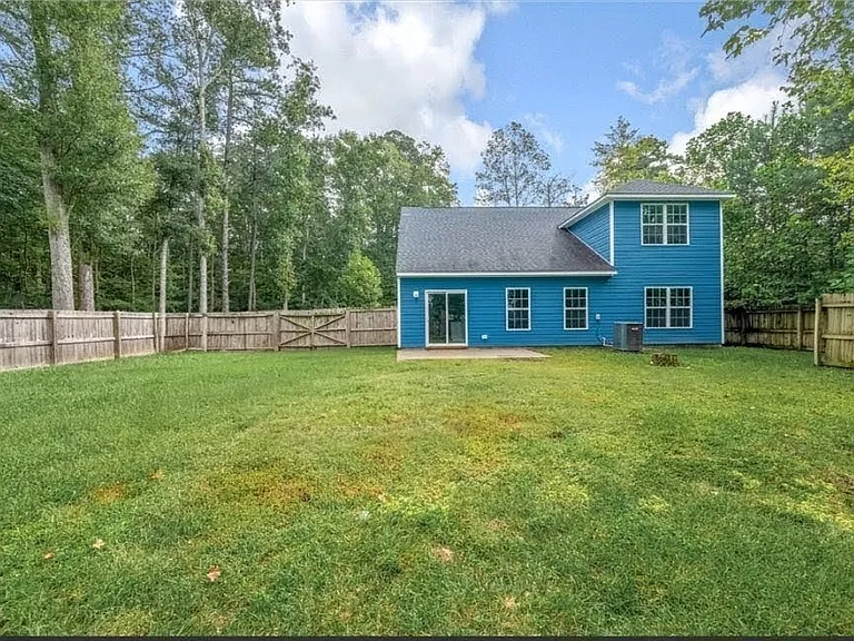 4219 Helen St — Photo 4
