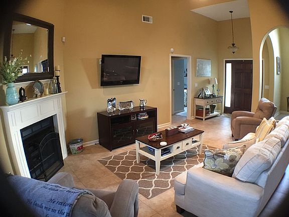 2nd image of 120 Breckenridge Dr