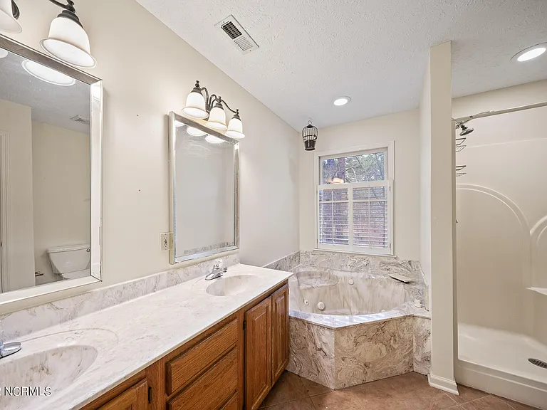 300 Clearfield Ln — Photo 23