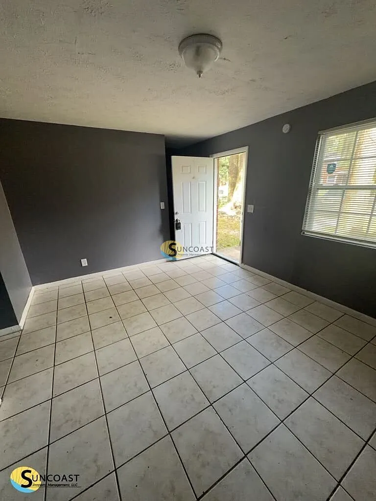 Coming Soon! Spacious 3BR Home in North Jacksonville — Photo 3