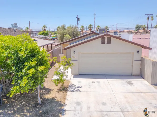 902 E 3rd St, Calexico, CA 92231