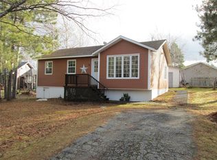 12 Bonaventure Ave, Gambo, NL A0G1T0