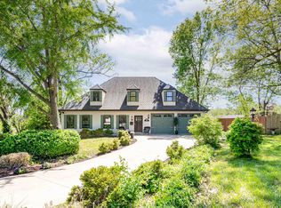 1310 W Broadway, Columbia, MO 65203