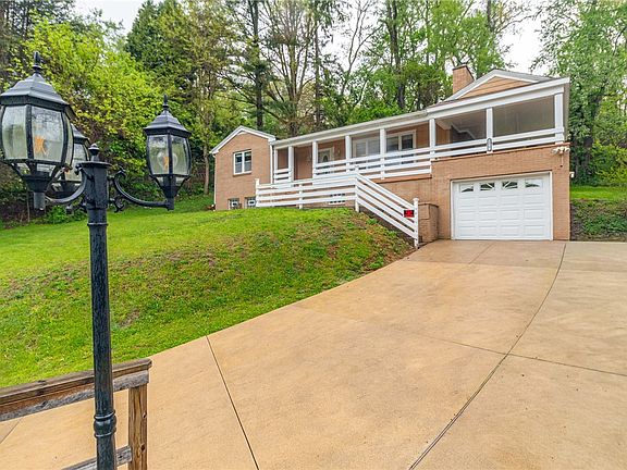 2nd image of 2276 Hill Rd