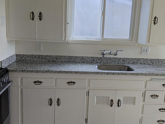 Kitchen Entrance for Living Room.