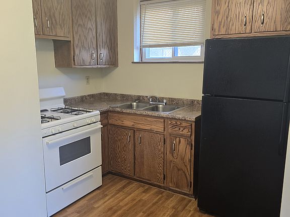 2nd image of 2510 Jackson St NE APT 4