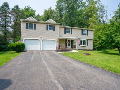 902 Copperkettle Rd, Webster, NY, 14580