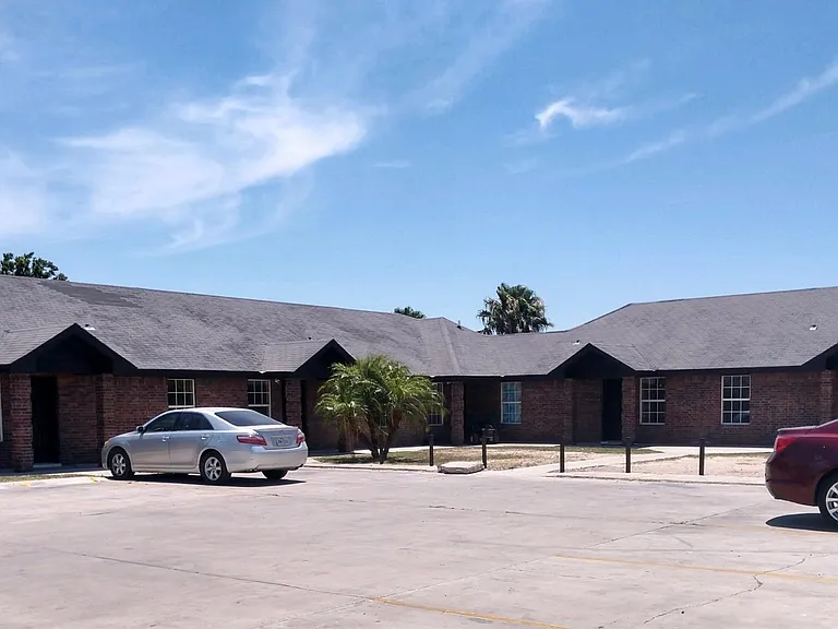 17709 Date Palm Dr — Photo 12
