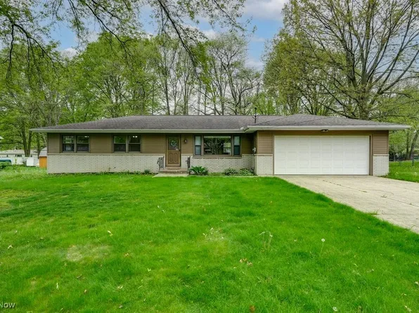 379 Knollwood Ave, Tallmadge, OH 44278