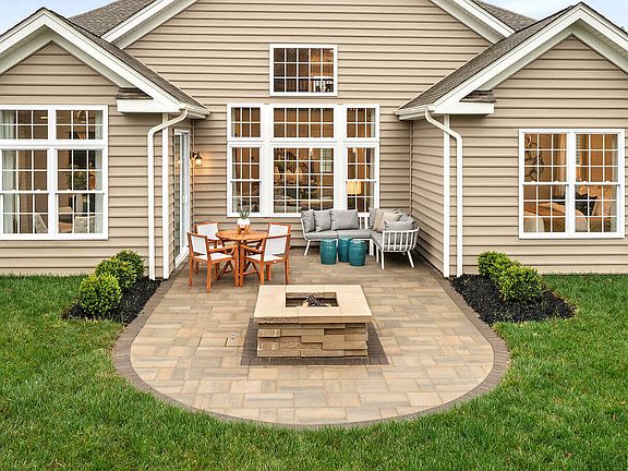 The Franklin Model Patio