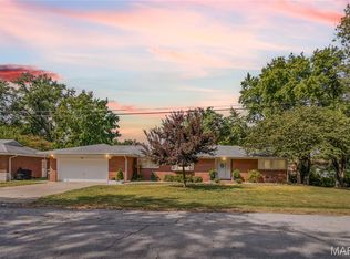 19 Baldus Dr, Fairview Heights, IL 62208