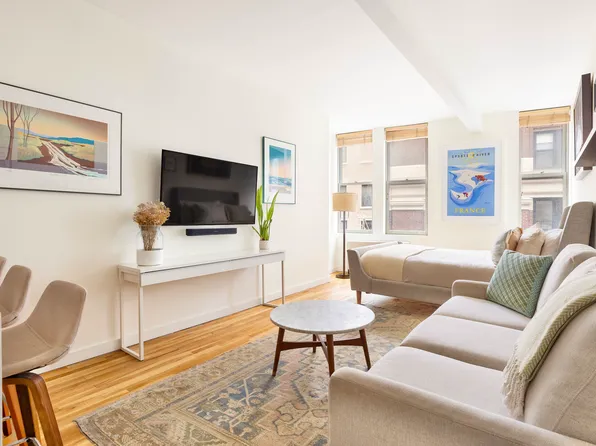 9 Barrow Street image 3 of 6