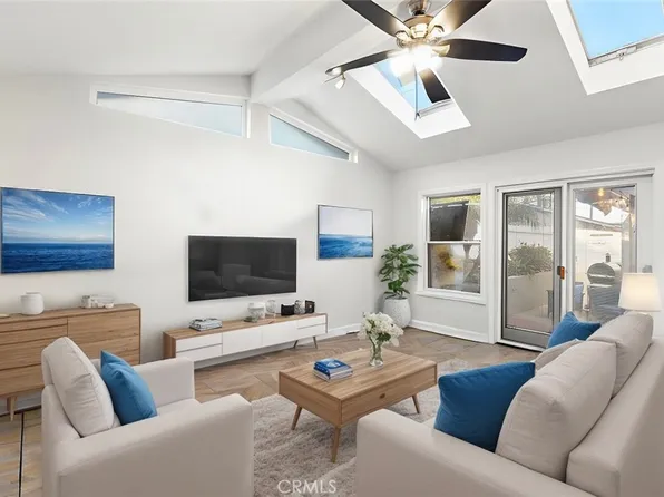 19101 Newland St, Huntington Beach, CA 92646
