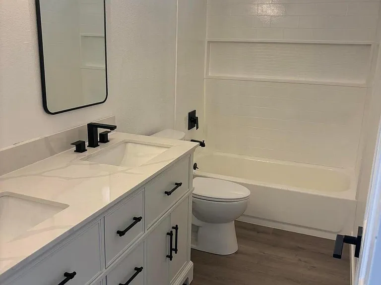 3903 S Juniper St — Photo 1