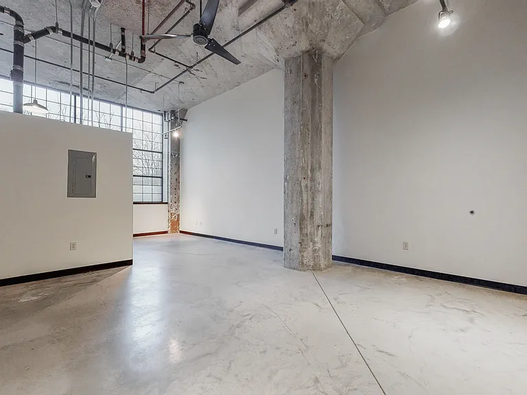 Reynolds Lofts — Photo 37