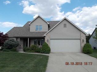 1025 Cardinal Bay Dr, Oregon, OH 43616