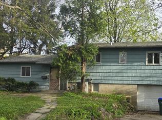 6305 Catalpa St, Greendale, WI 53129