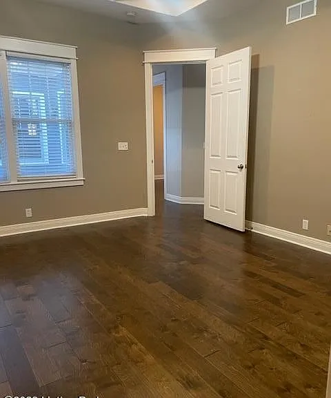 9506 Gerardia Ln — Photo 23