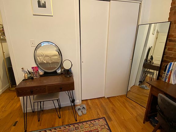 2nd image of 138 Orchard St APT 7