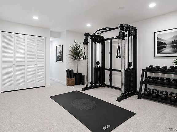 4th image of 9974 Quintero Street