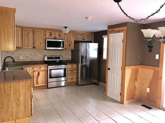 113 Marydell Dr — Photo 2