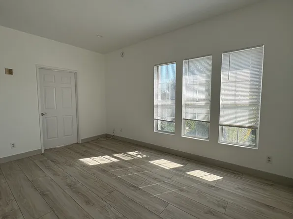 7155 Ramsgate Ave #201, Los Angeles, CA 90045