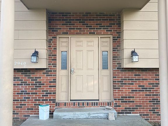 2nd image of 2940 Leeway Dr APT 4