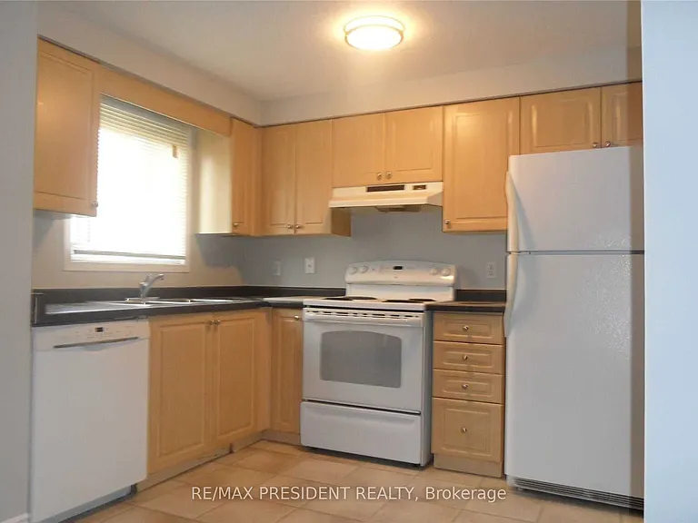135 Activa Ave — Photo 4